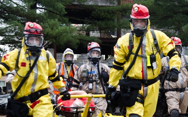 Missouri Guard soldiers and airmen participate in exercise evaluation