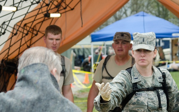 Missouri Guard soldiers and airmen participate in exercise evaluation