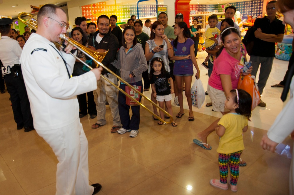 US 7th Fleet Band members perform at SM Mega Mall