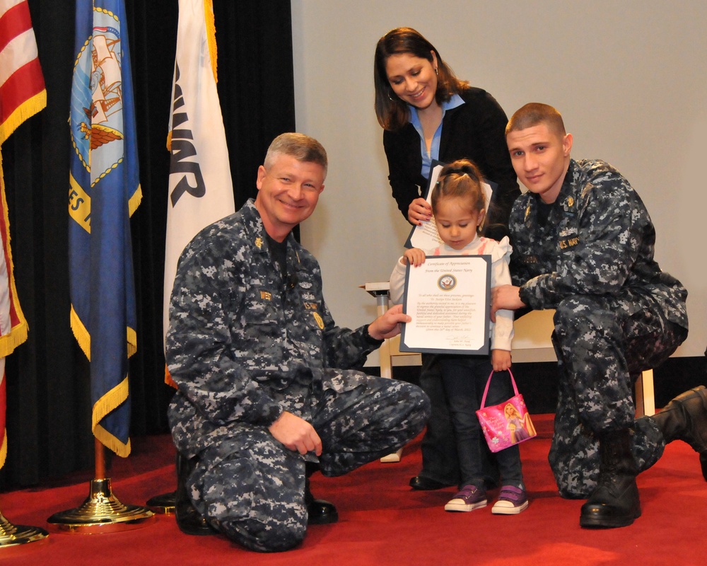 Master Chief Petty Officer of the Navy performs reenlistment ceremony for Chief Petty Officer Joshua J. Jackson during visit to SPAWAR