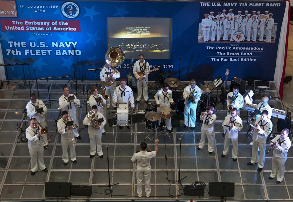 US 7th Fleet Band performs