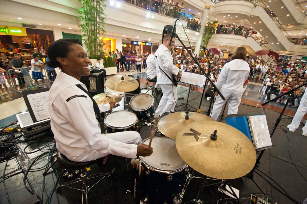 US 7th Fleet Band performs