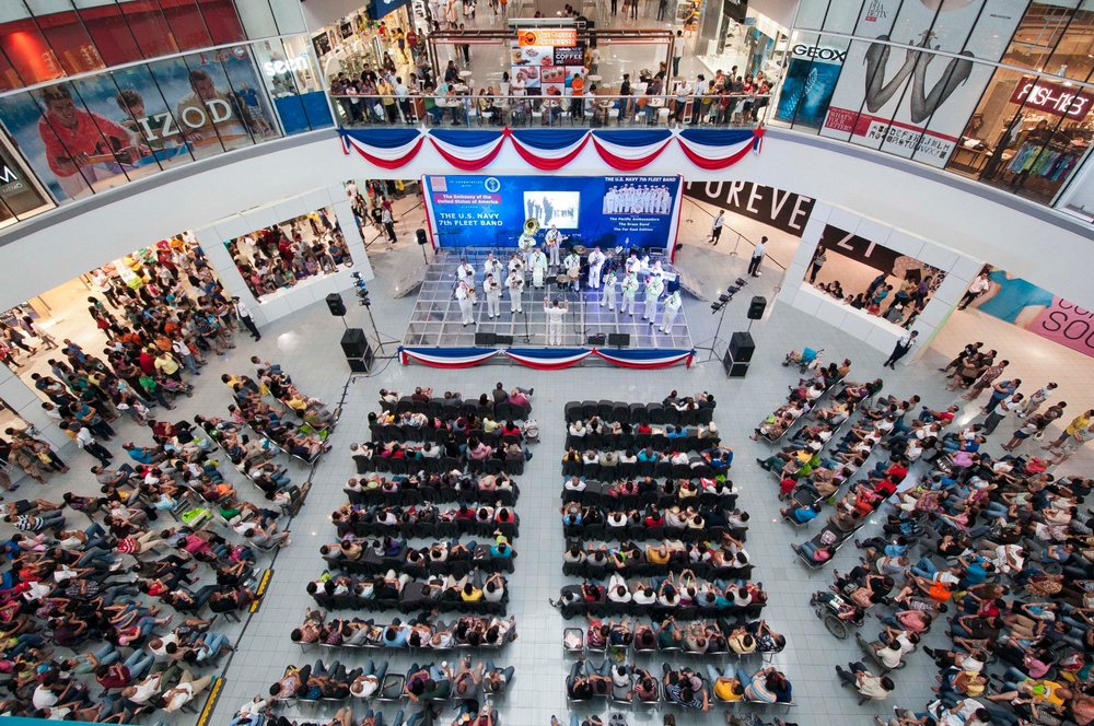 US 7th Fleet Band performs