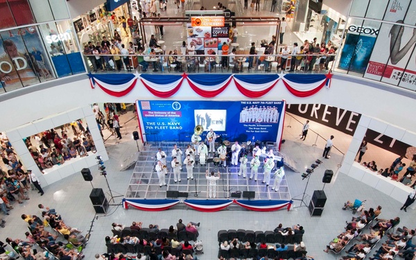 US 7th Fleet Band performs