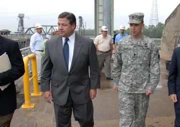 Congressmen favor opening funding flow for Chickamauga Lock