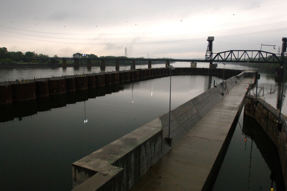 Congressmen favor opening funding flow for Chickamauga Lock
