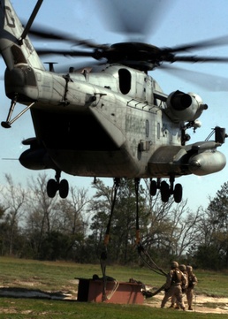 Marine Corps’ heavy lifter hones hauling skills