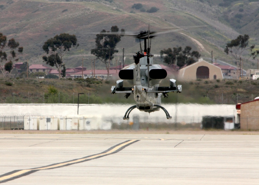 HMLA-267 conducts their final flight of the ‘Whiskey’
