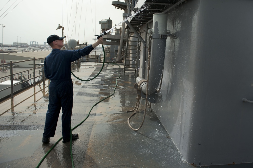 USS Pearl Harbor wash down