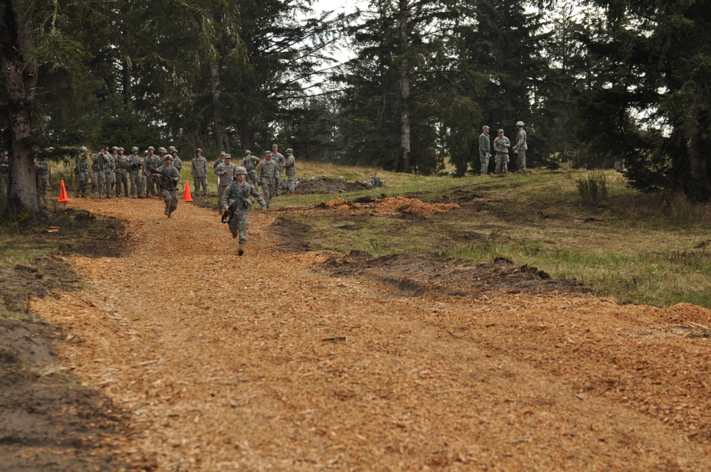 Oregon National Guard soldiers compete at Best Warrior Challenge