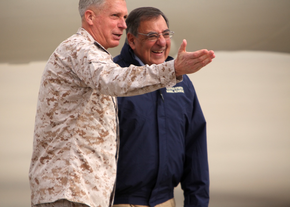 Secretary of Defense visits Camp Pendleton
