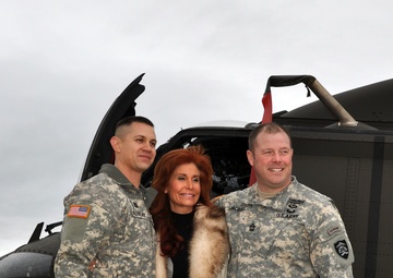 Hollywood producer making a difference for Oregon National Guard soldiers