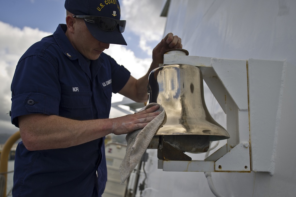 U.S. Coast Guard Cutter Waesche visits Honolulu