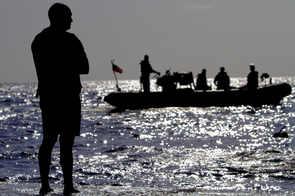 Marines attend swim call aboard USS New Orleans