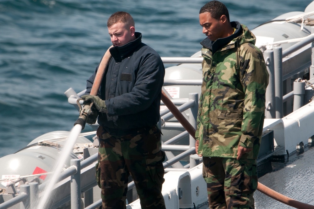 DVIDS - Images - Conducting Afloat Training Group 1.4 basic phase ...