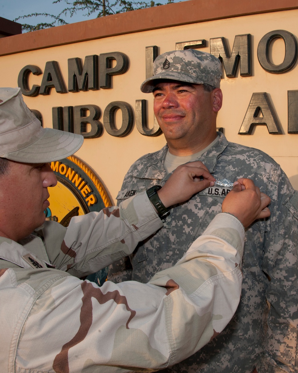First soldier assigned to CJTF-HOA receives Navy EXW pin