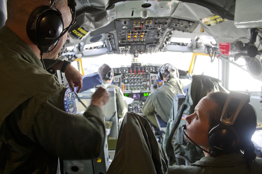 Utah Air National Guard refueling B-52 Stratofortress, 2nd Bomb Wing, Barksdale AFB, La.