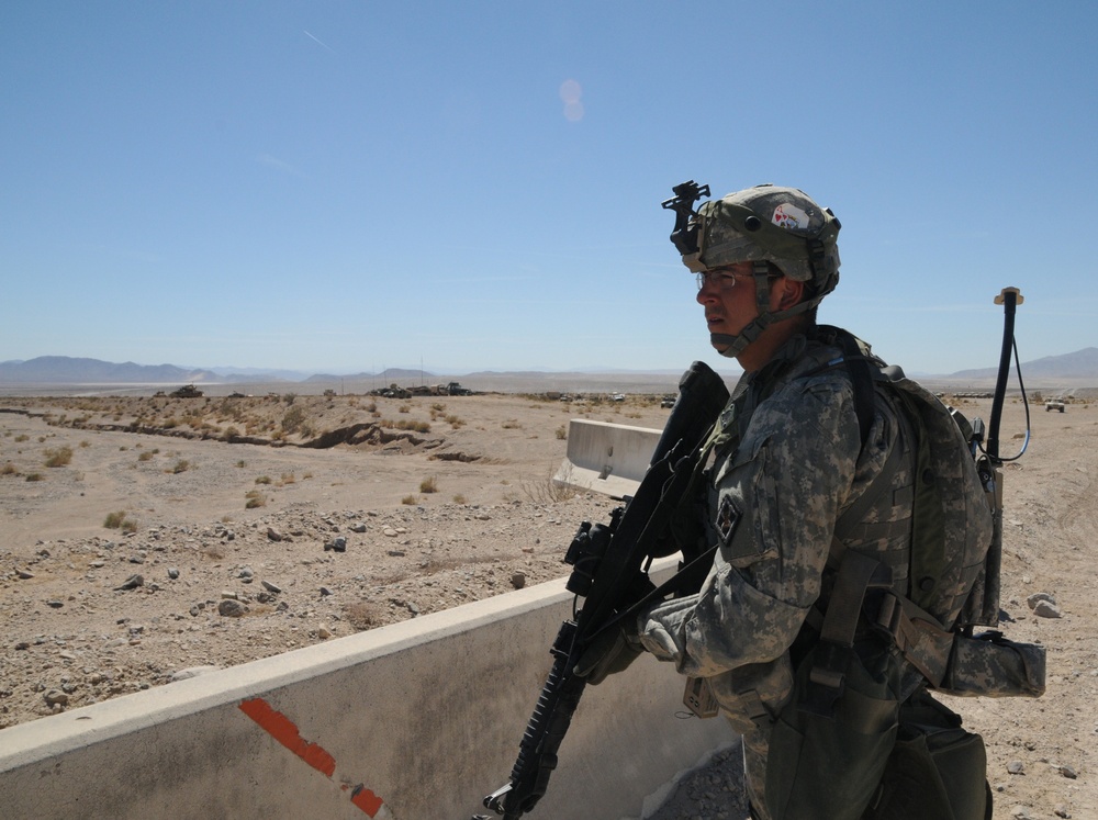 449th Engineer Company train at NTC in preparation for deployment