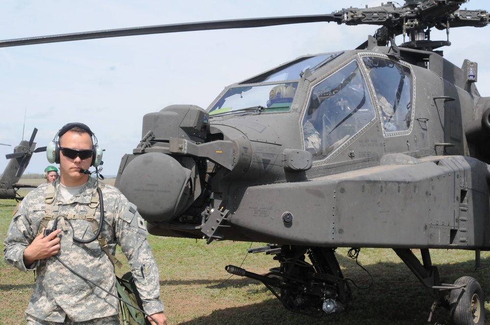 Division West, 21st Cav. Bde. trainers put attack aviators to test