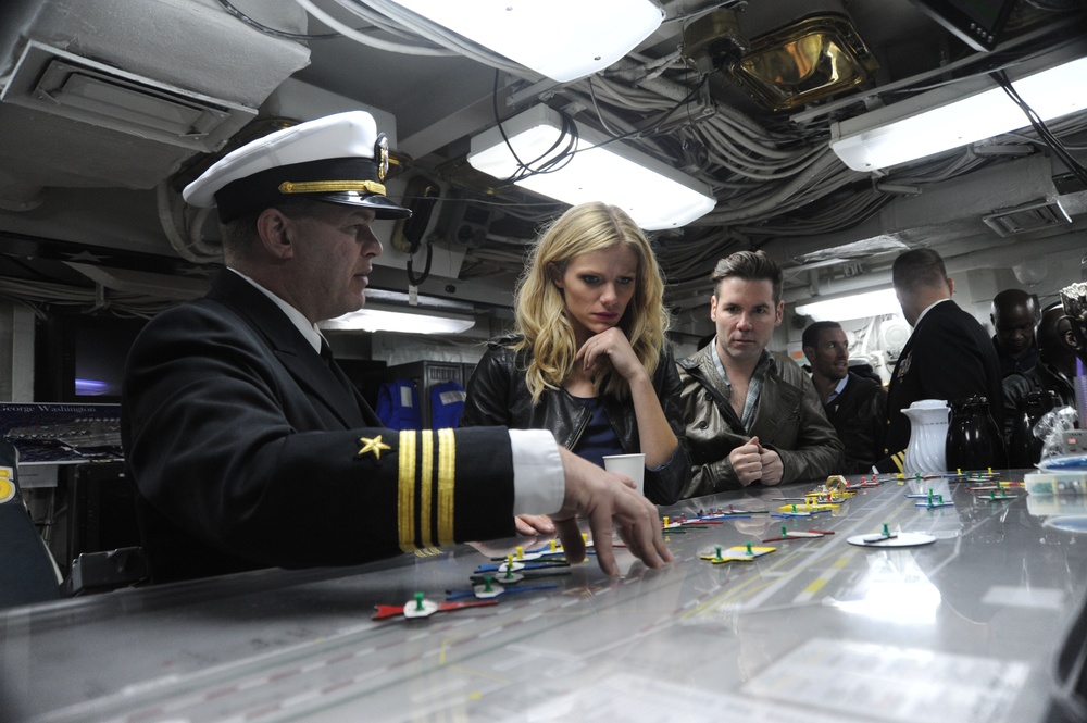 'Battleship' stars aboard USS George Washington