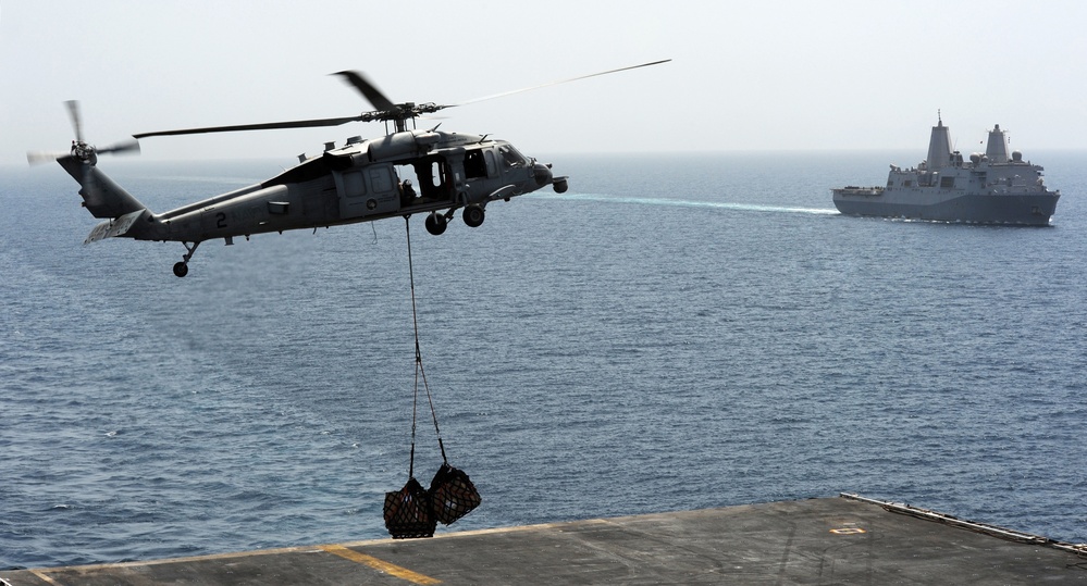 Flight deck action aboard USS Abraham Lincoln