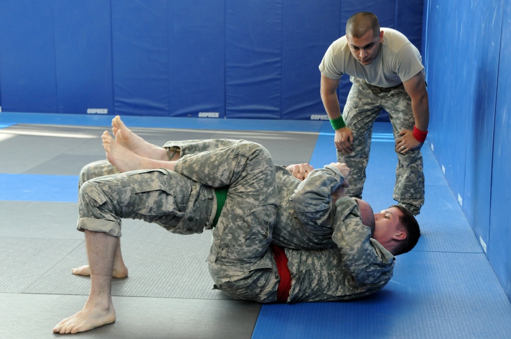 IMCOM-E Best Warrior Competition 2012