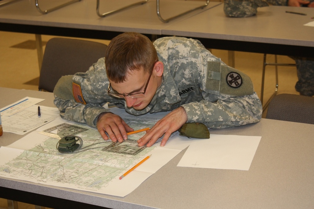 Finding their way National Guard soldiers train on military map reading