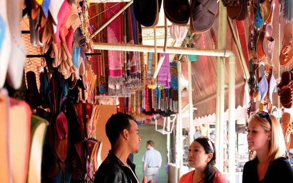 Service members stick together through a-'mazing' foreign market