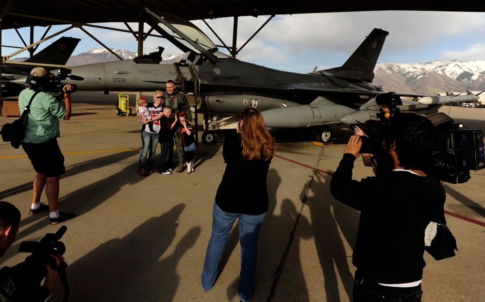 421st Fighter Squadron airmen return from Asia-Pacific deployment