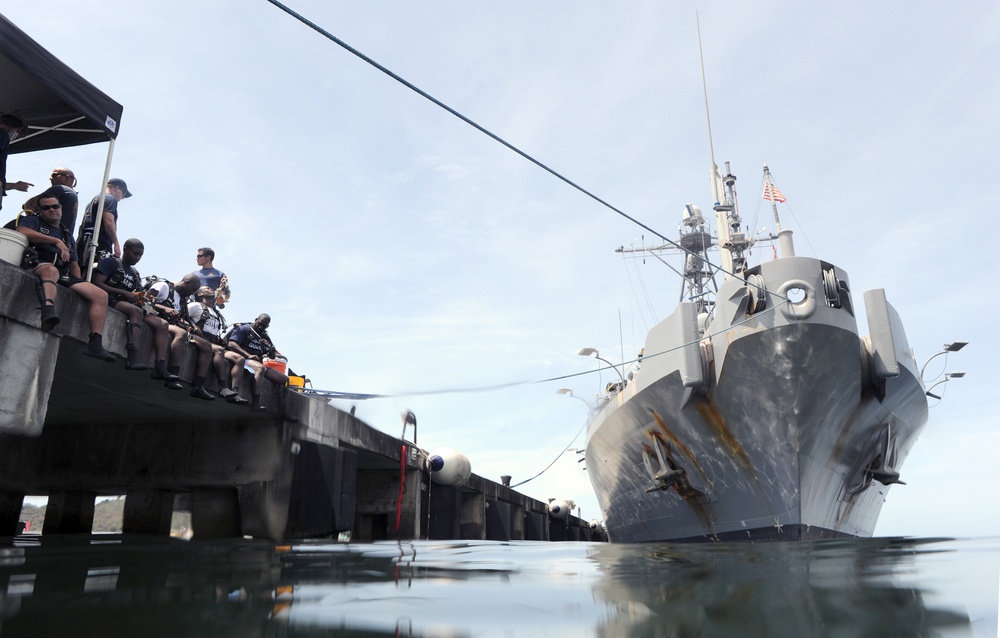 USNS Grapple activity