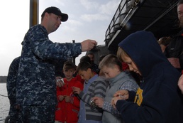 Croatian children visit Swift