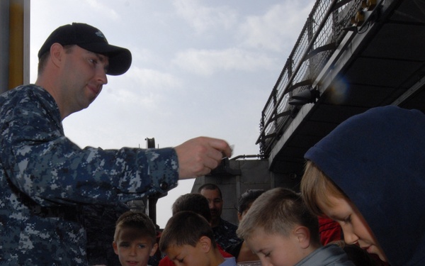 Croatian children visit Swift