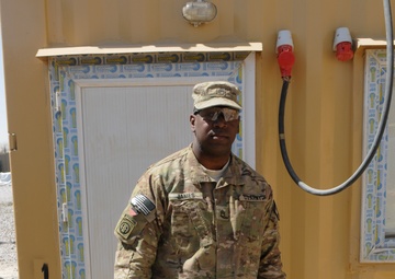 Former drill sergeant continues to train troops