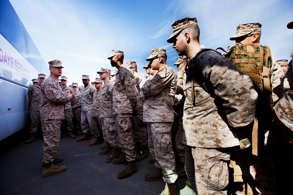 Last Marines land, prepare to begin field training at African Lion 2012