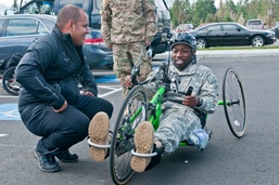 Hand-cycling clinic a new start for wounded soldiers, veterans