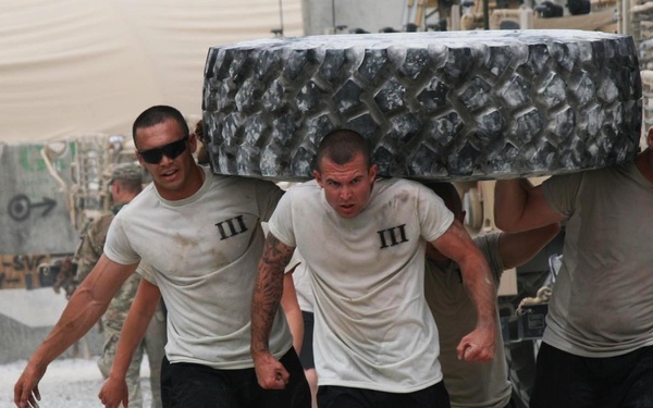 Warhorse soldiers honor fallen through Crossfit