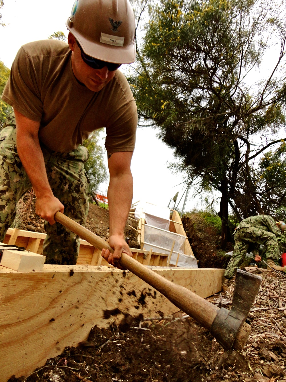 Seabees place forms for stairs