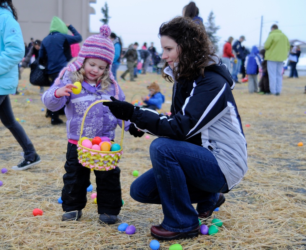 Joint Easter celebration brings families together from around JBER