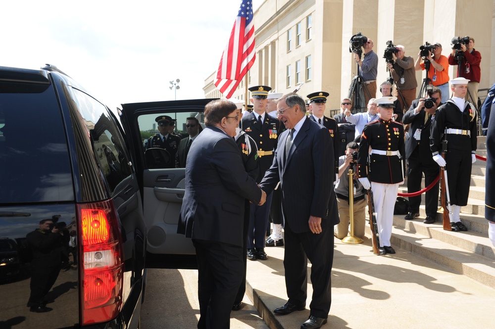 MOD Afghanistan arrival at Pentagon