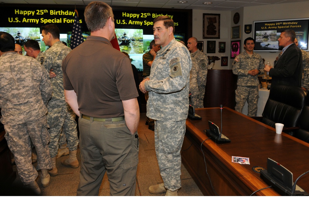 Army South celebrates Special Forces 25th birthday