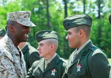 Thirty-one 6th Marine Regiment Marines receive French Fourragere
