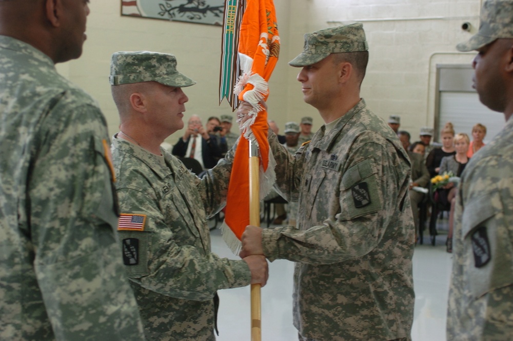 Maryland Army Reserve signal battalion has new commander