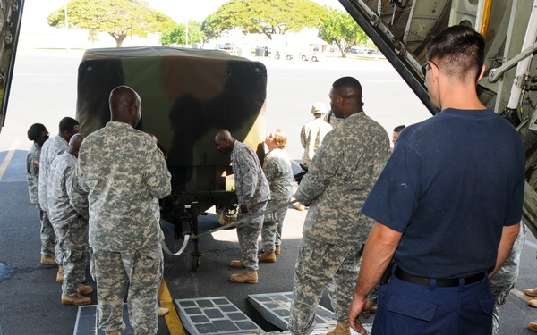 USARPAC HAST trains with Coast Guard