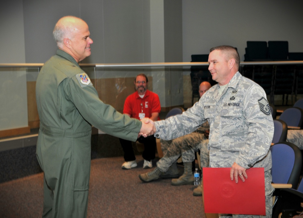 North Carolina Air Guardsman receives Red Cross award