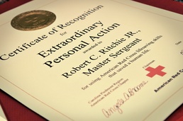 North Carolina Air Guardsman receives Red Cross award
