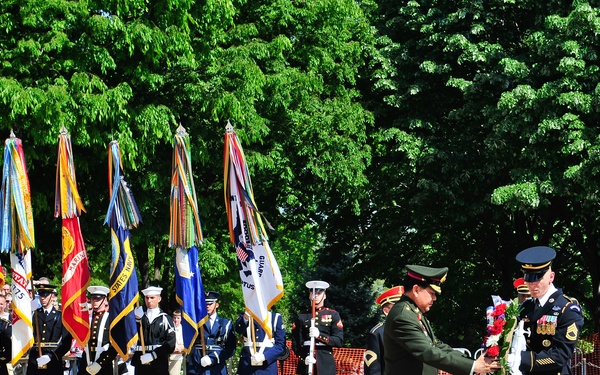 Armed Forces full honor cordon