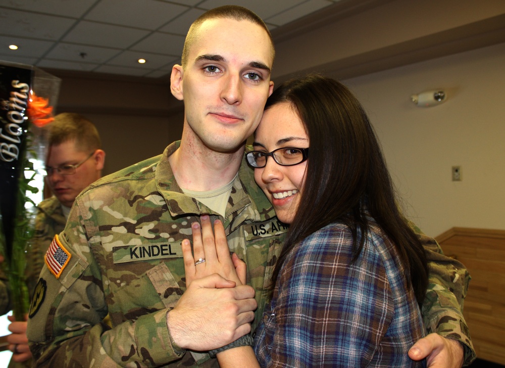 1-25th soldier makes marriage homecoming priority