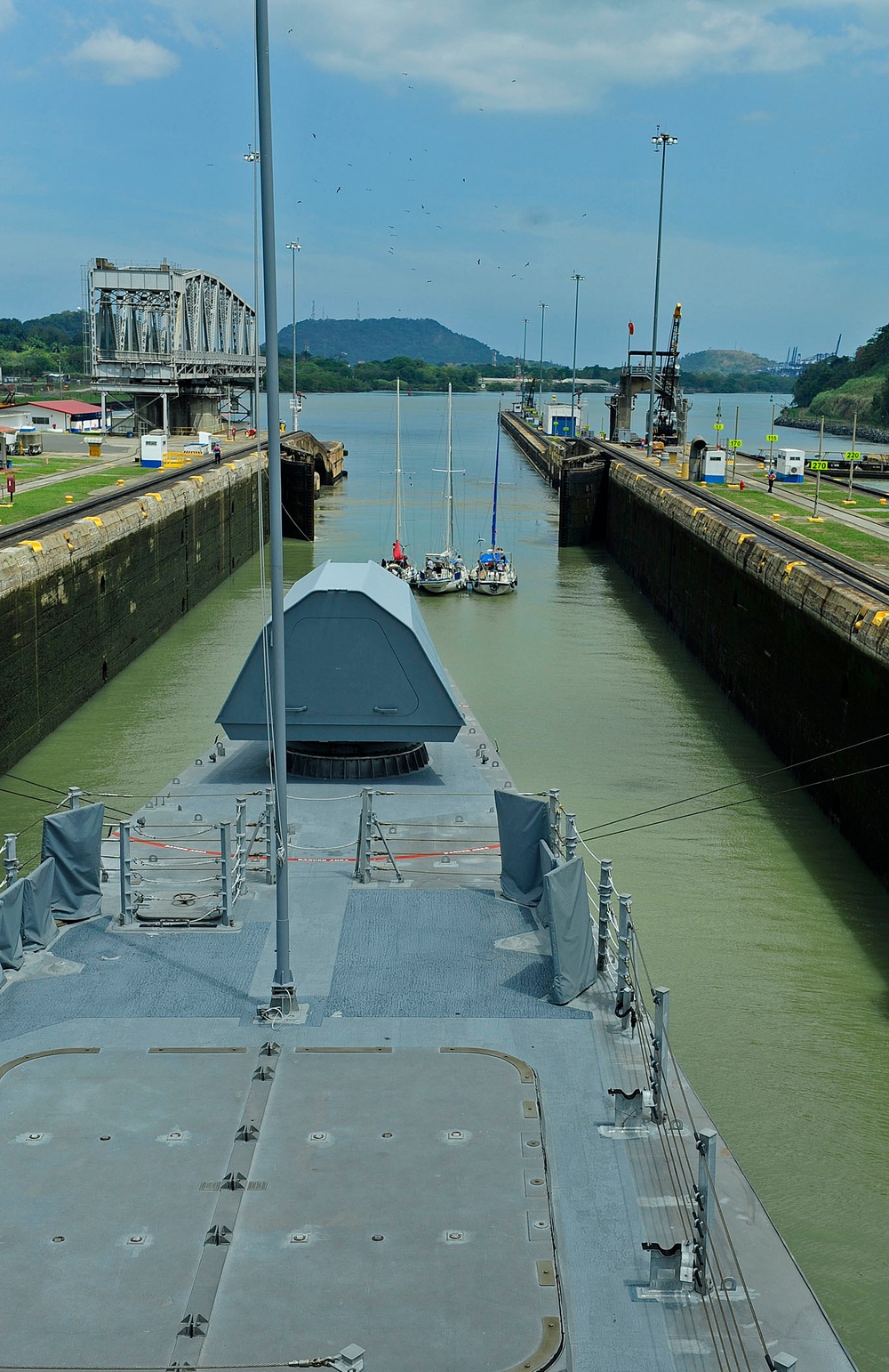 USS Independence transits Panama Canal