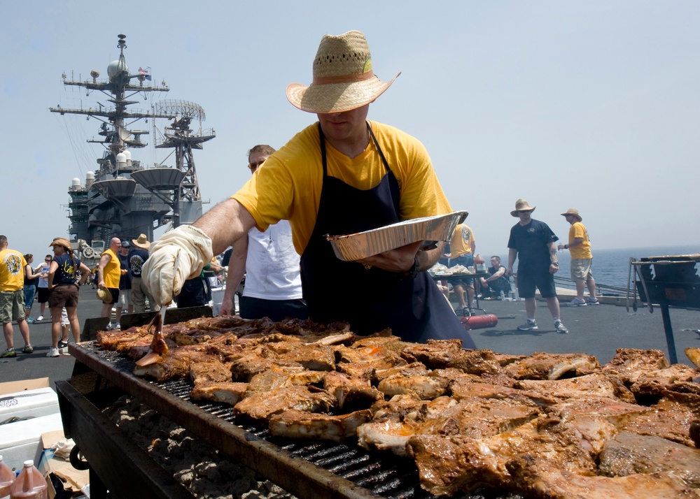No-fly day aboard USS Abraham Lincoln