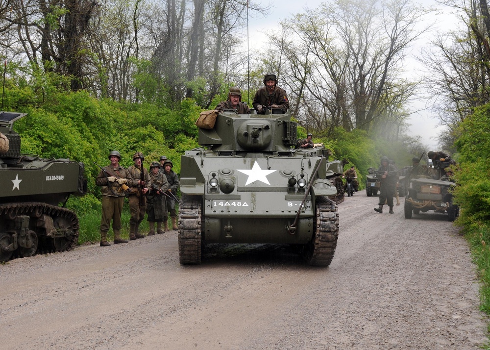 Re-enactors relive history at Camp Atterbury